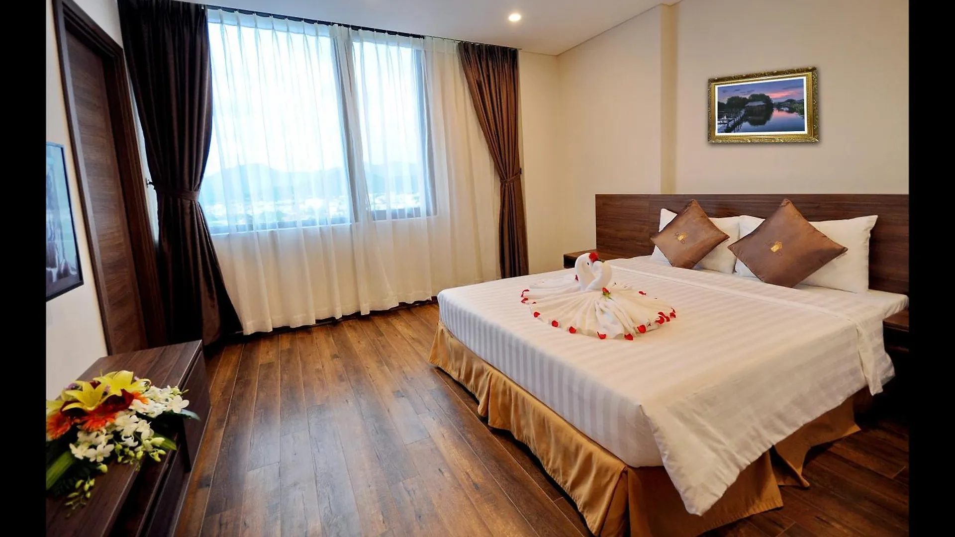 Lenid Ocean View Hotel Nha Trang 4*,