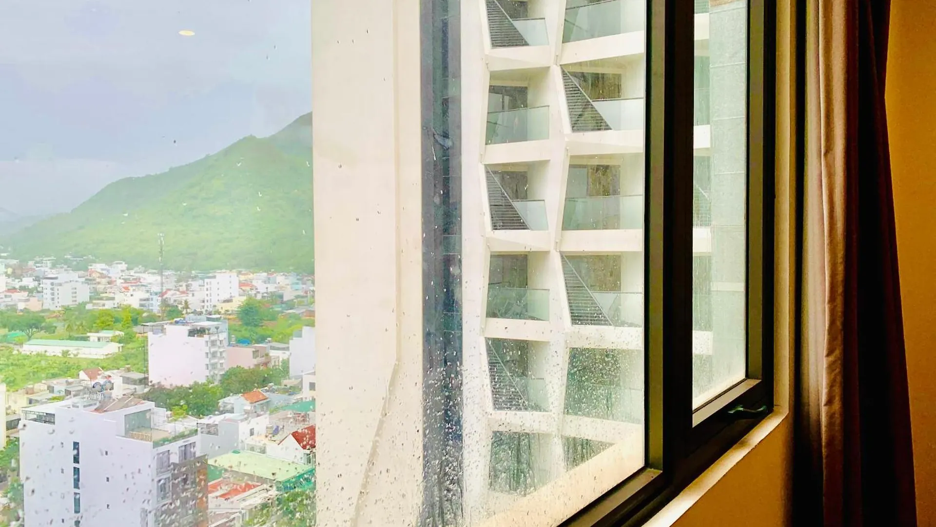 Lenid Ocean View Hotel Nha Trang