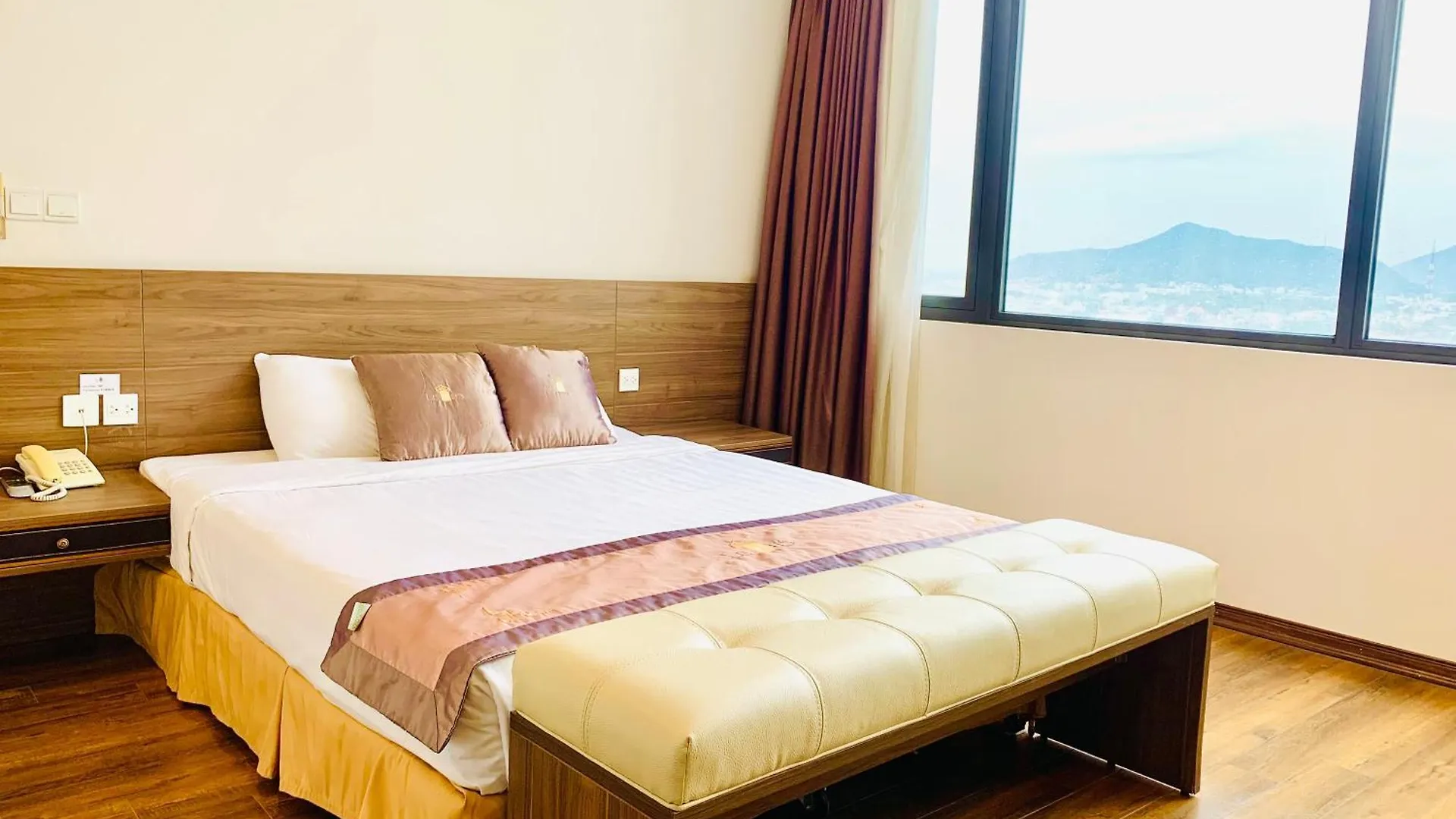 Lenid Ocean View Hotel Nha Trang