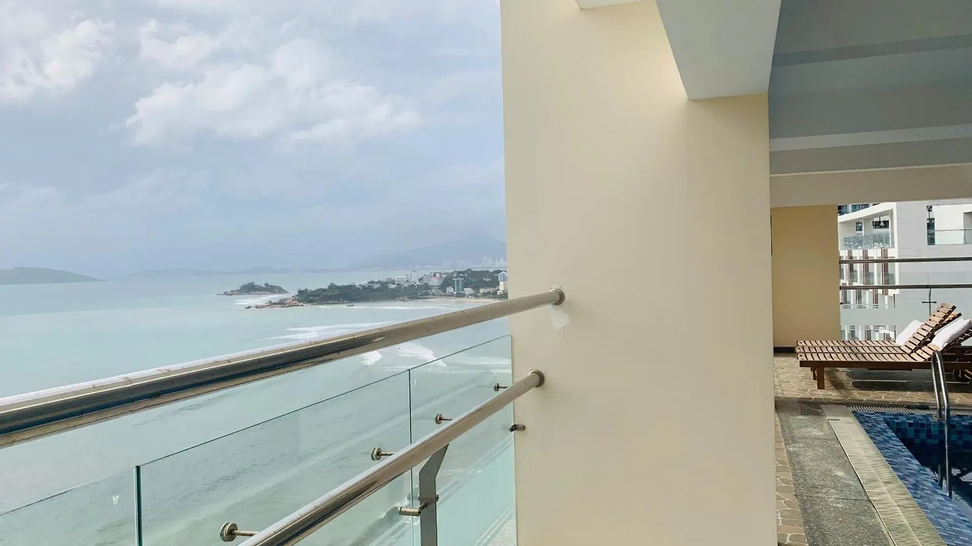 Lenid Ocean View Hotel Nha Trang