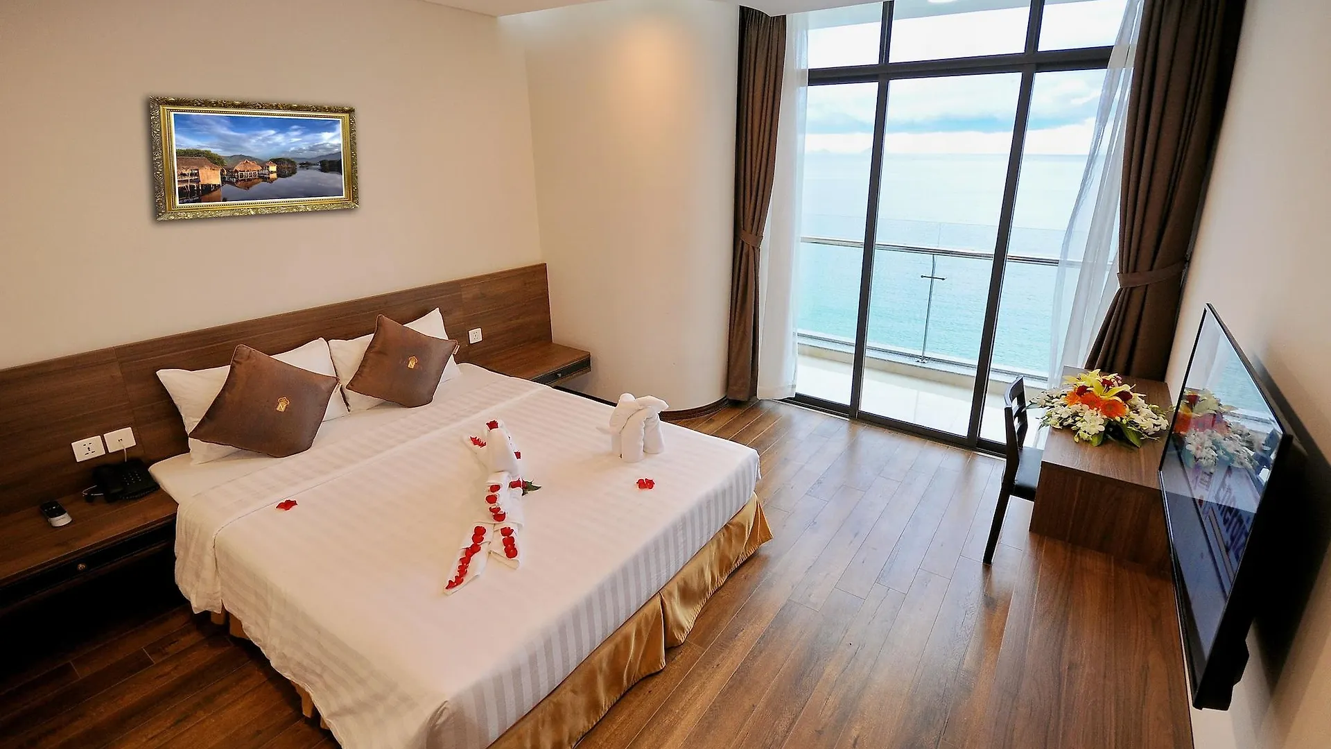 Lenid Ocean View Hotel Nha Trang Vietnam